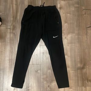 Men’s Nike dri-fit joggers